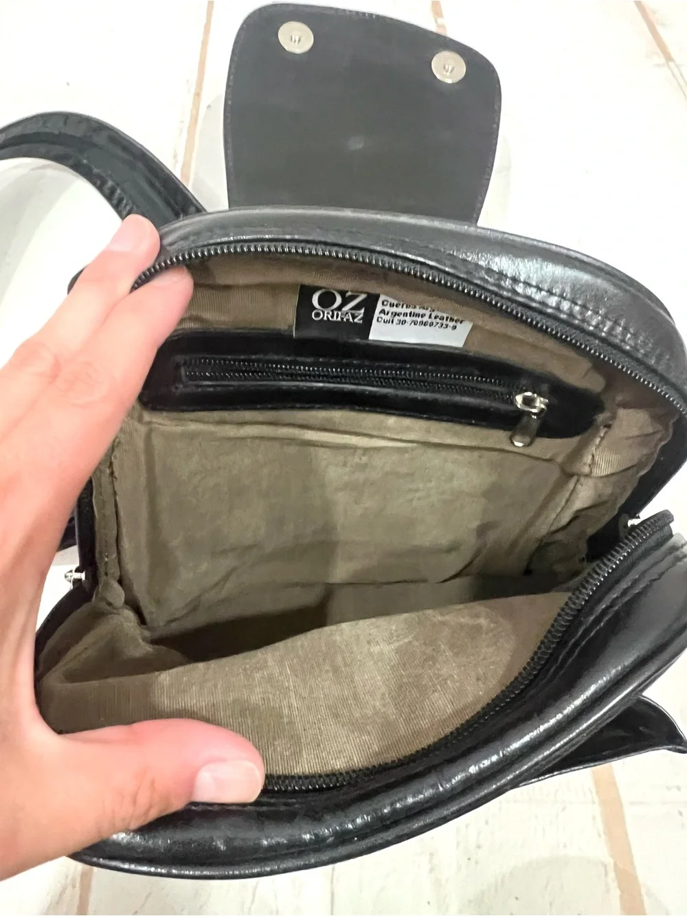 Vintage Y2K OZ Orifaz Argentine Small Leather Backpack Purse